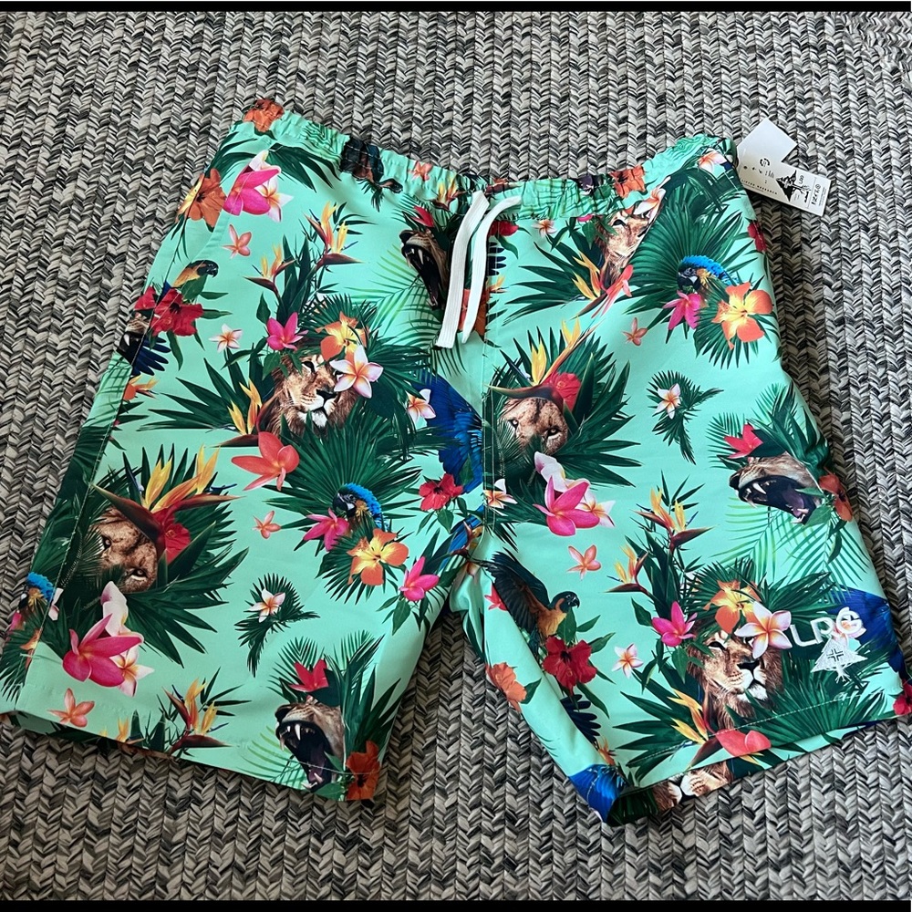 LRG swim trunks NWT